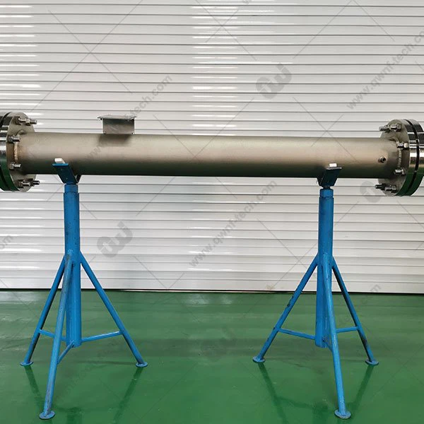 Tantalom obložena cev